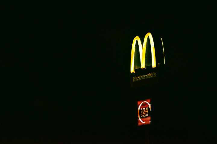 lighted mcdonald s signage